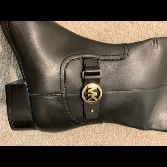 Michael Kors Two Tone Riding Boot- Black/Brown- Size 8 - Picture 4 of 6